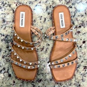 Steve Madden Skyler Sandal, Color beige